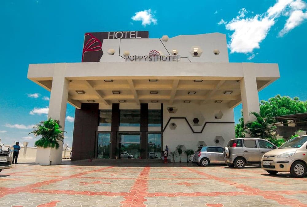 Poppys Hotel