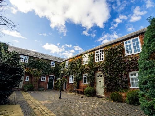 Glendower House Apartments