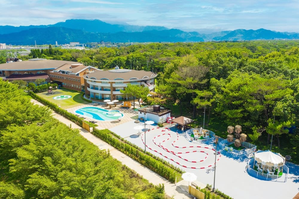 Tao Yuan Golf & Country Club Yaward Resort