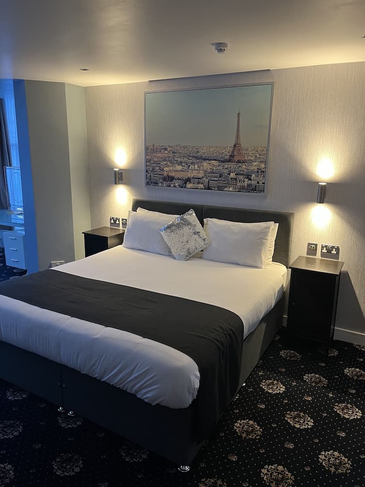 Shores Holiday Apartments