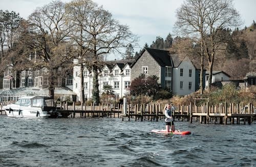 Lakeside Hotel & Spa