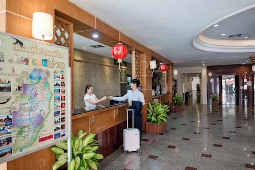 Dhevaraj Hotel