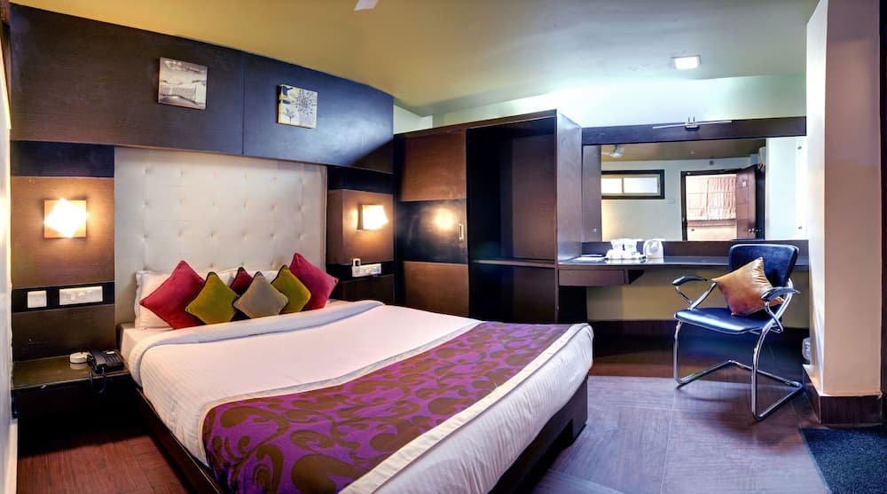 Mount Embassy Hotel