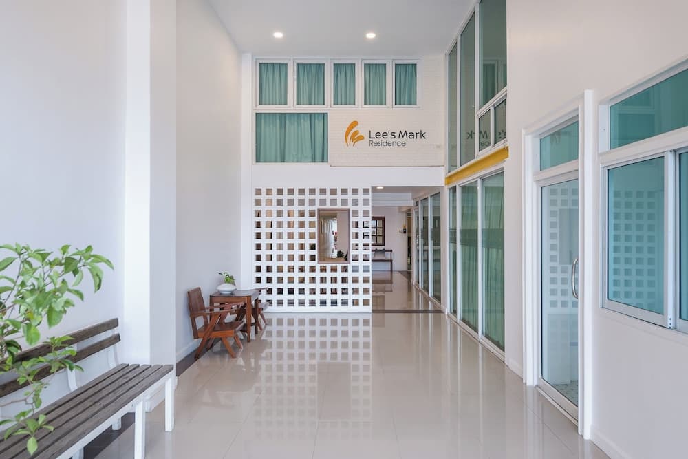 Lee's Mark Residence