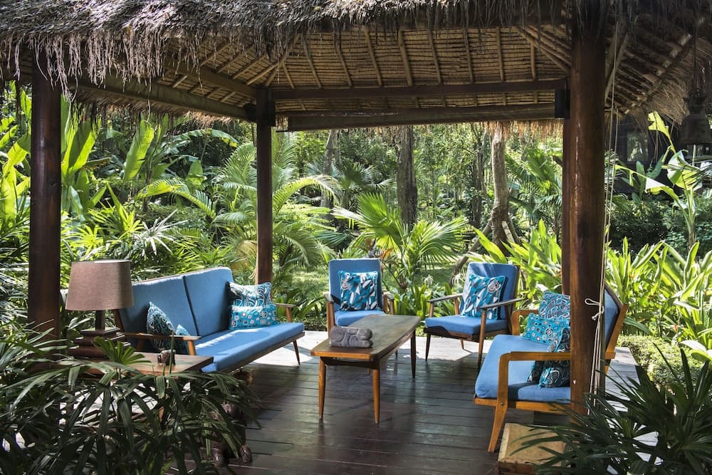 Lobi dinlenme salonu