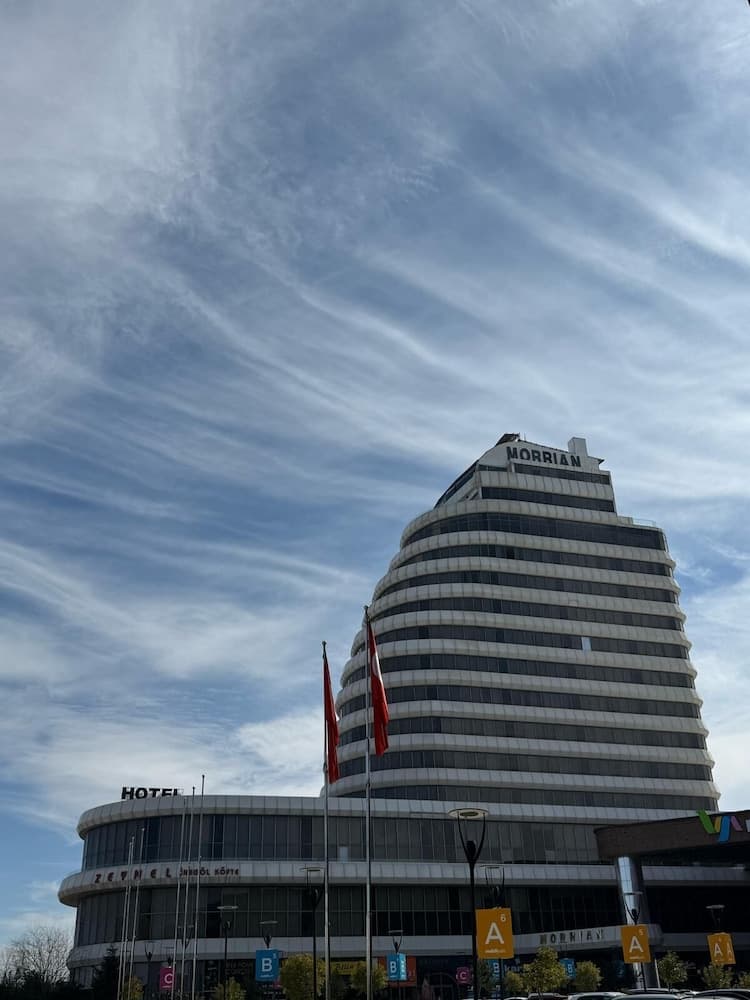 Morrian Hotel
