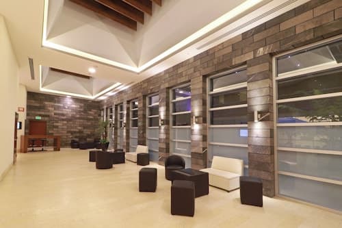 Holiday Inn Leon Plaza Mayor by IHG