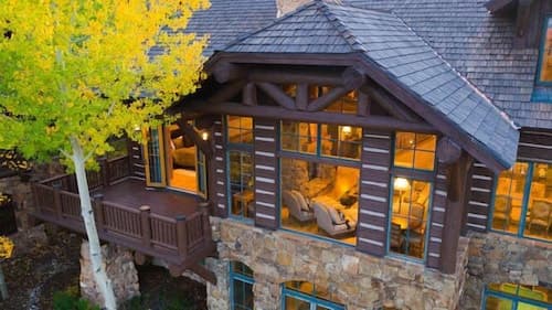 Snowberry by Elevation Accommodations
