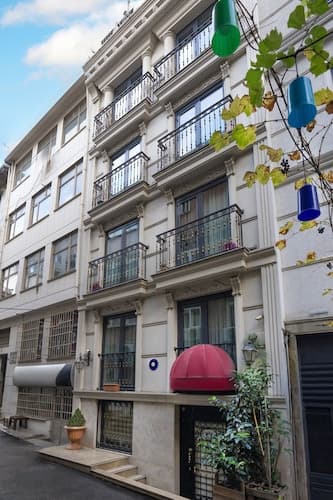 Perla Galata Hotel