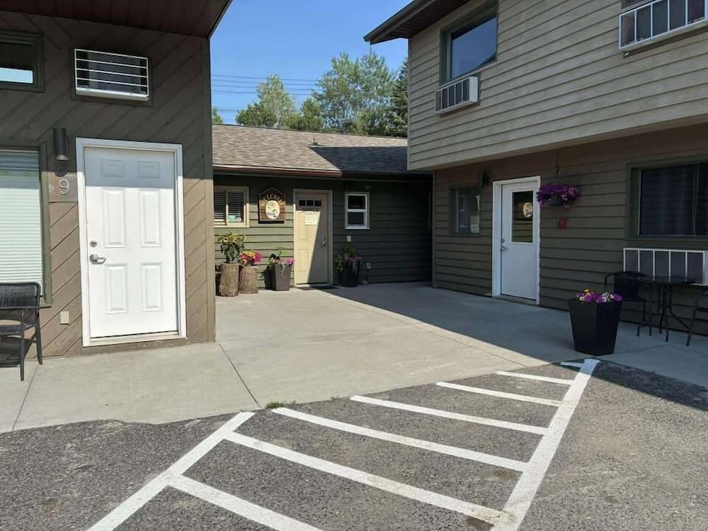 Nature's Inn Kenora