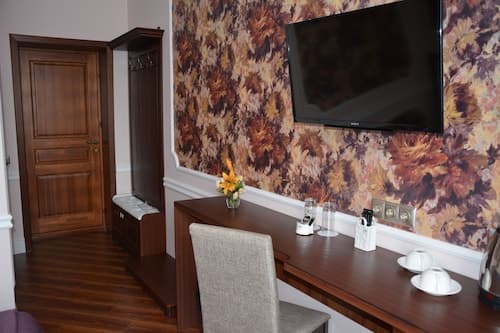 Brown Hotel