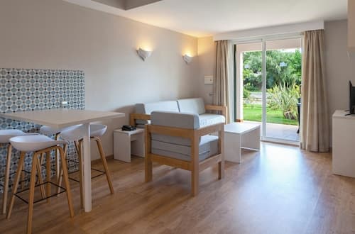 Minura Hotel Cala Galdana & Apartamentos