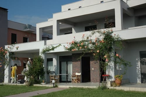 Petra Mare Villas