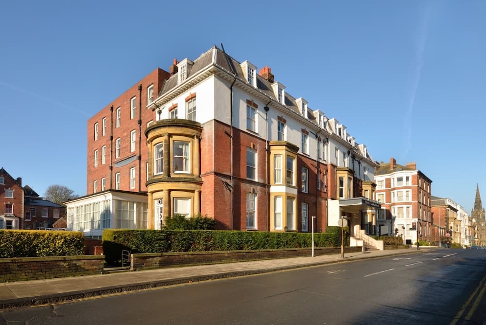 The New Southlands Hotel