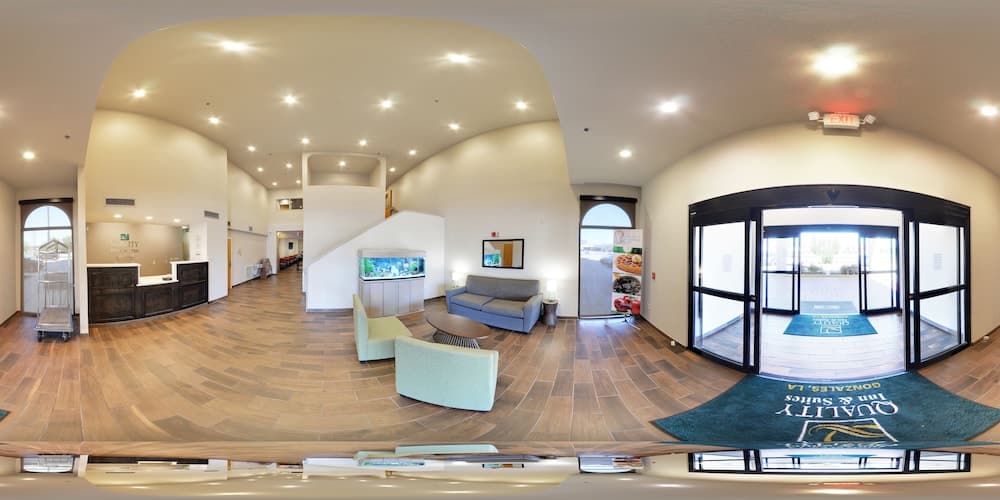 Quality Inn & Suites Near Tanger Outlet Mall