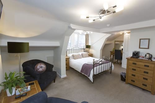 Rosslyn House