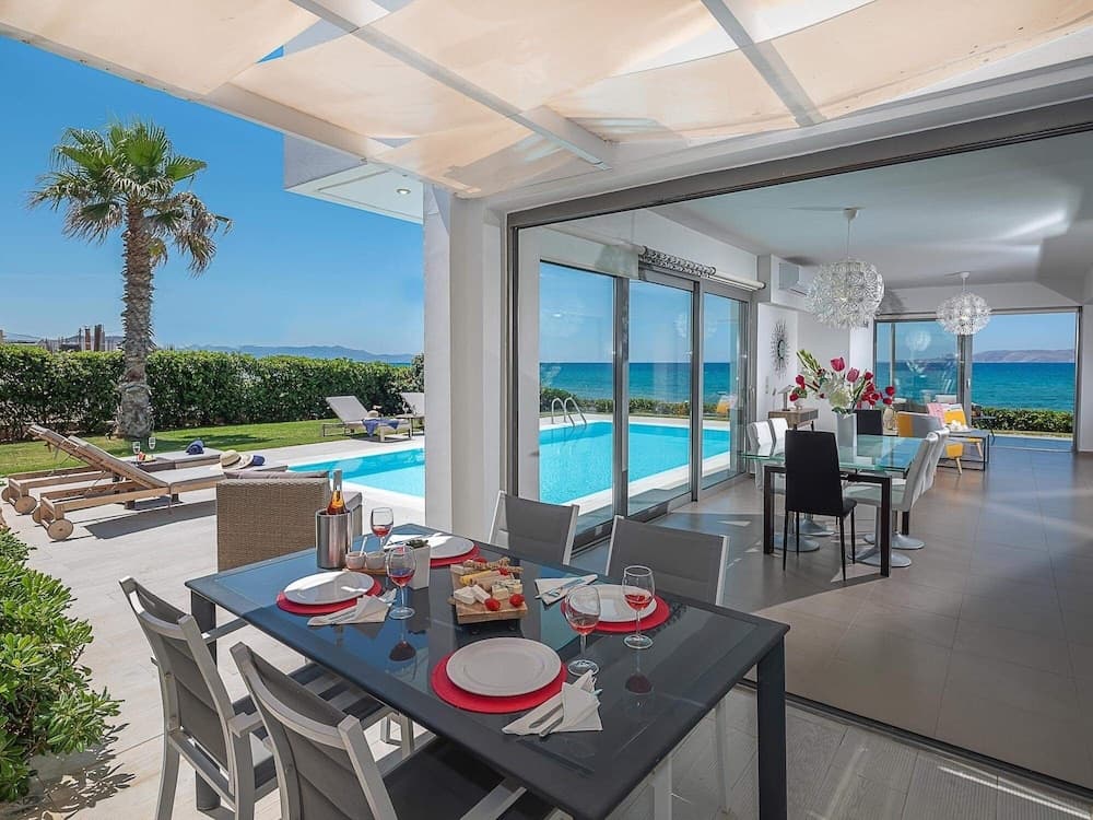 Villa Almyra