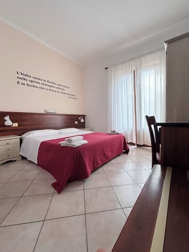 Mamamia Guesthouse