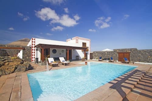 Casa Rural Hero