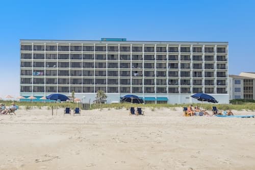 Crystal Coast Oceanfront Hotel