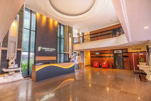 Famous Hotel Kuta