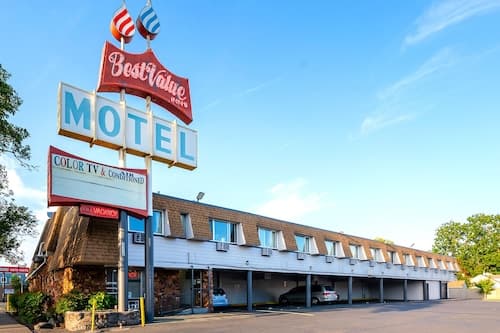 Best Value Inn by OYO Portland OR South East