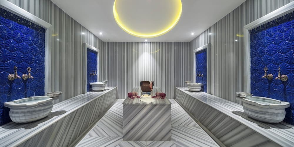 Holiday Inn İstanbul - Tuzla Bay, bir IHG oteli