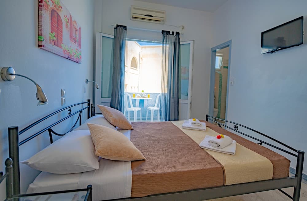 Join Us Low Cost Rooms