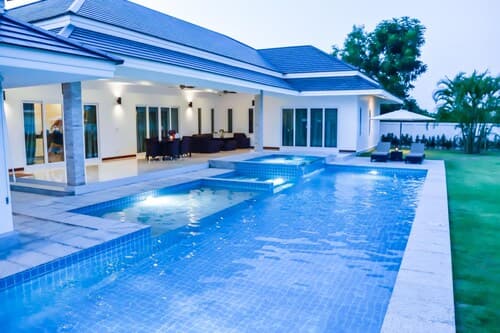Tulip House Pool Villa Hua Hin