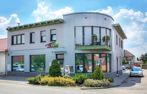 Fine Restaurant & Apartments