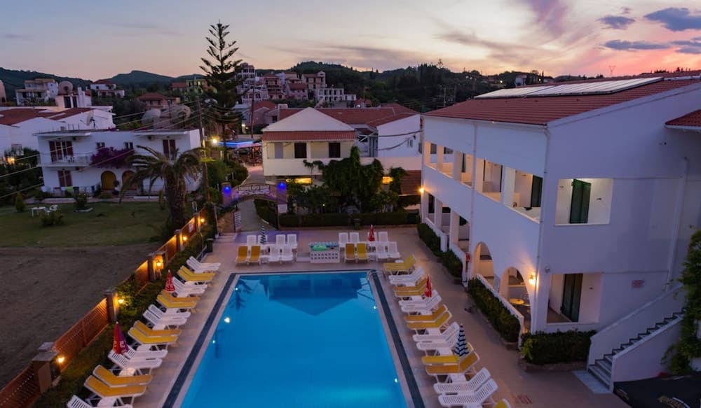 Chandris Apartments