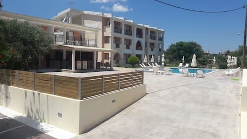 Jenny Hotel