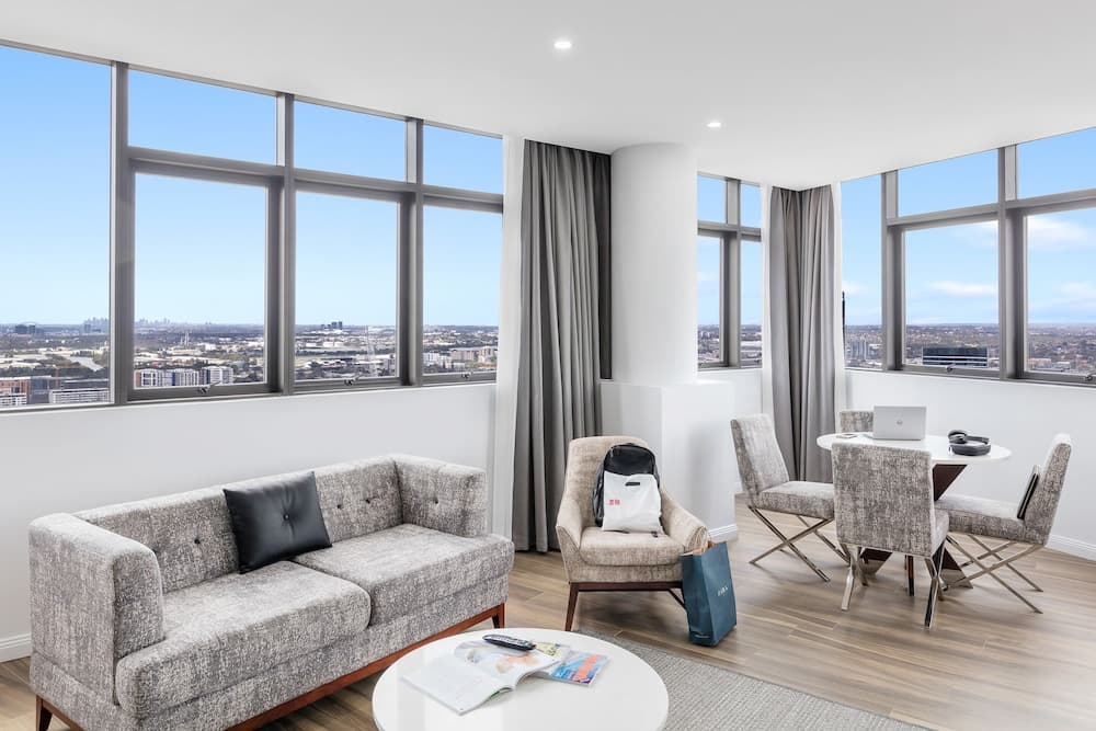Meriton Suites Church Street, Parramatta
