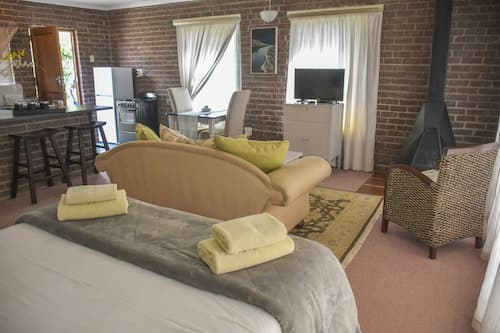 Clarens Retreat
