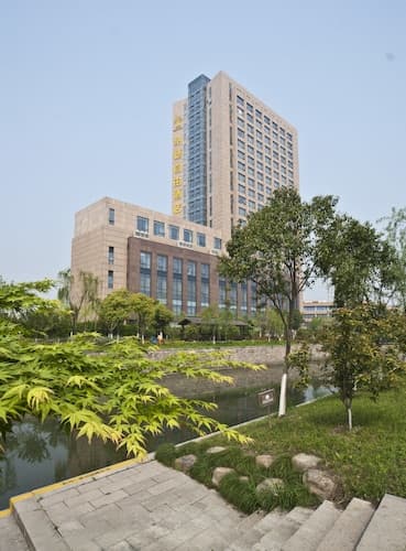 Nade Hotel