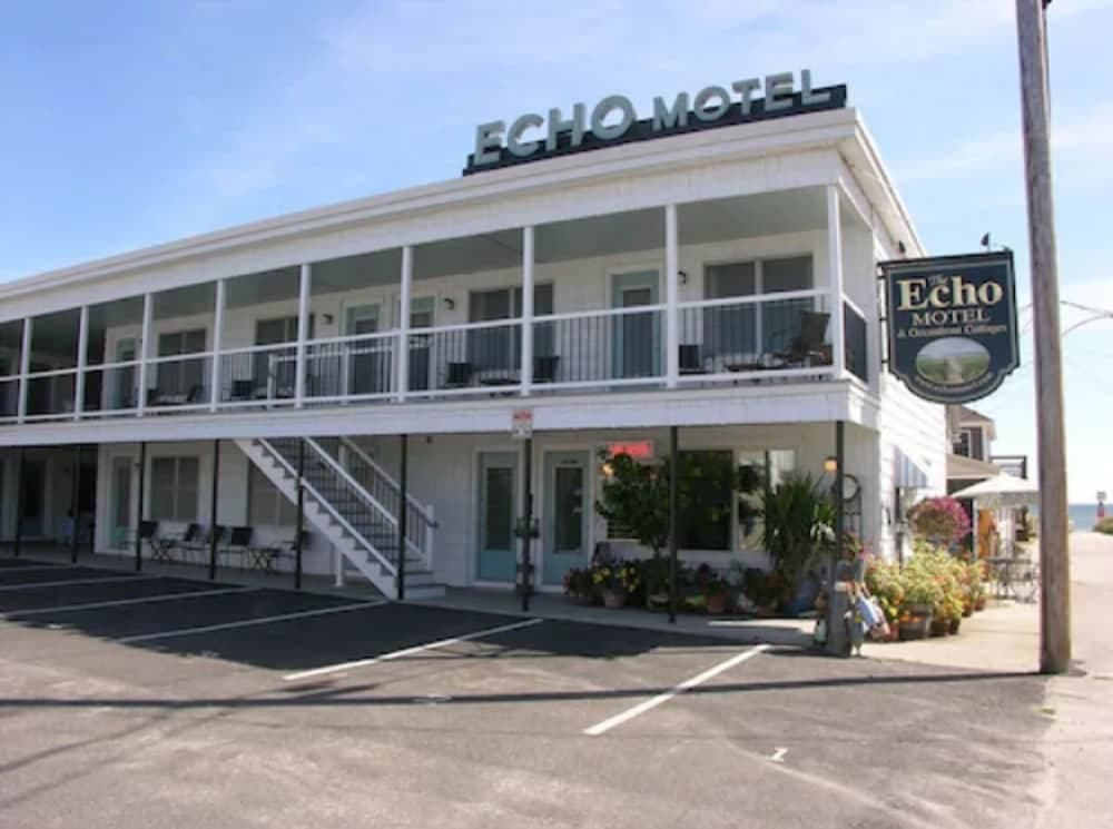 Echo Motel & Oceanfront Cottages