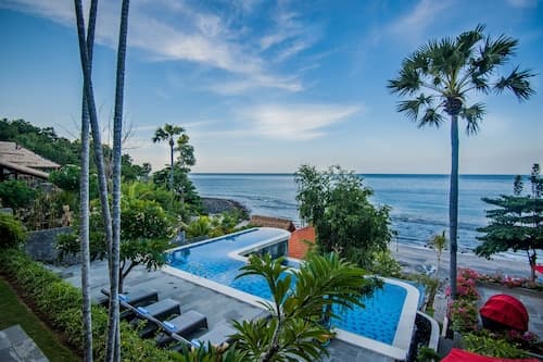 Ibus Beach Hotel