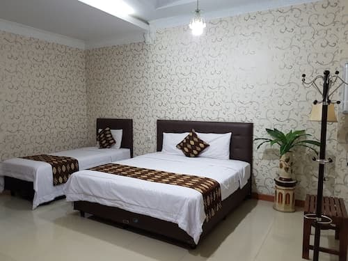 Rene Hotel