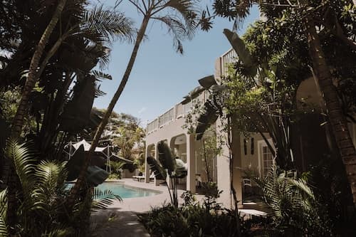 Caza Beach Guesthouse
