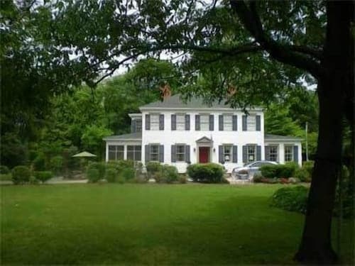 Oak Manor Inn