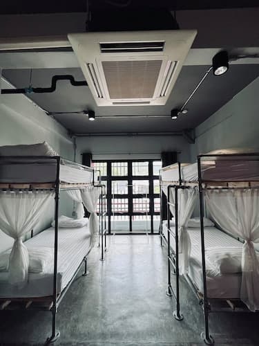 bloo Hostel