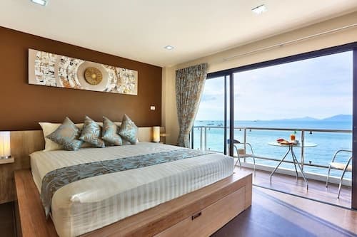 Riviera Beach Hotel