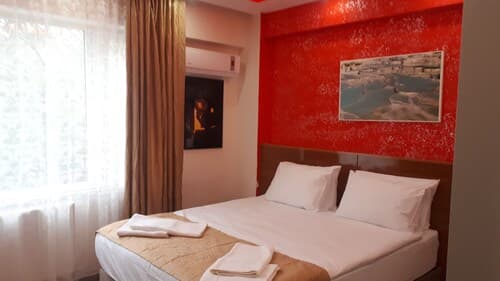 Yakut Hotel