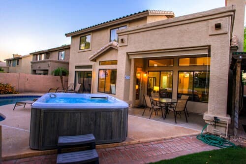 Chandler - 4 Bedroom Home - Chandler