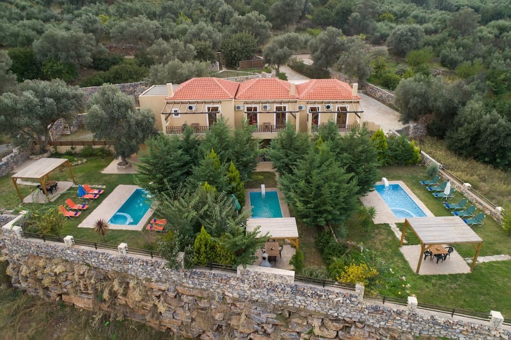 Armonia Villa by LeaderStay