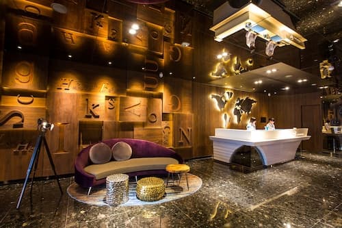 Airline Inn - Kaohsiung Station