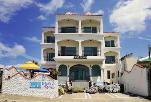 Sky-tary Pension