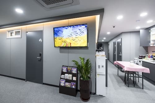 Philstay Myeongdong Metro
