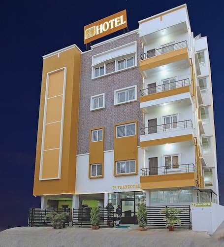 Tranzotel Bangalore Airport Hotel