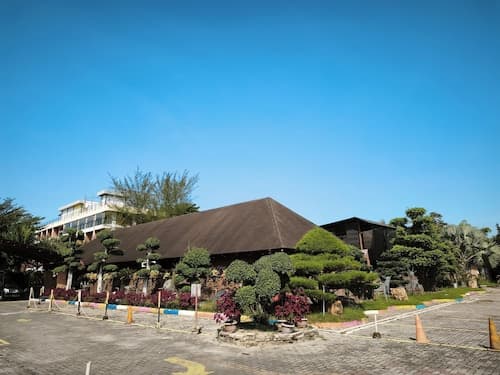 Thong's Inn - KNO Kualanamu Transit Hotel